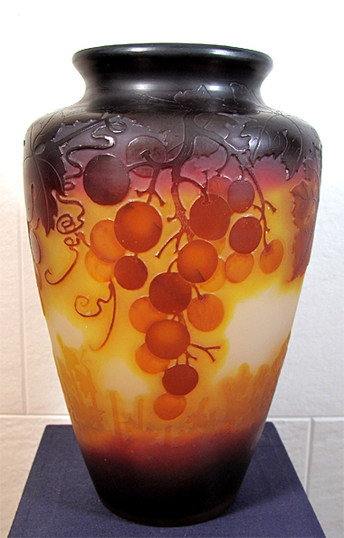 エミール・ガレ　葡萄文化瓶