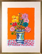アイズピリ　橙色の背景の花瓶